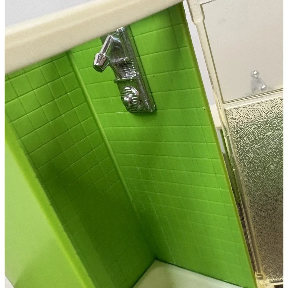 Vintage 1977 Fisher Price Dollhouse Family Green Bathroom Toilet Shower Vanity